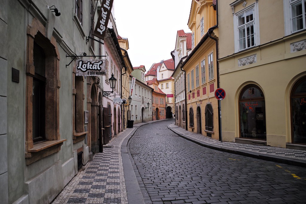 Miestny trh a stánky